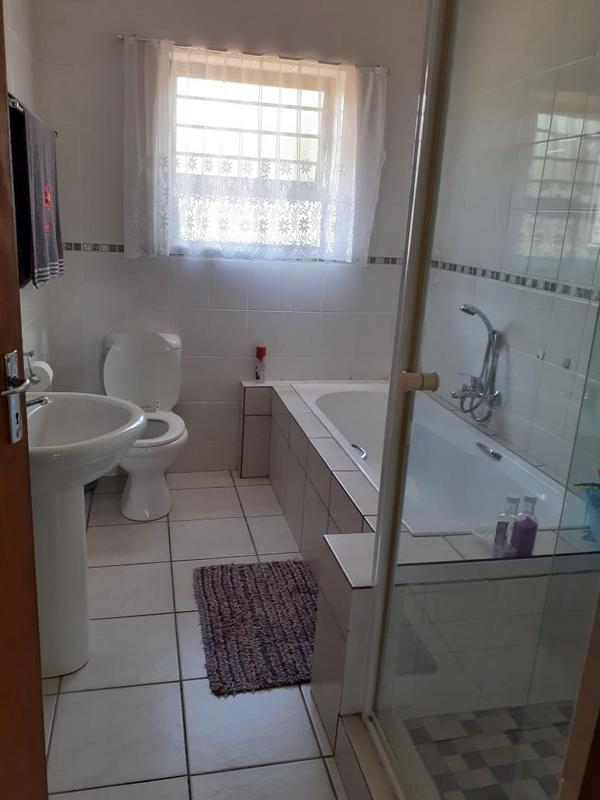 3 Bedroom Property for Sale in Albertinia Western Cape